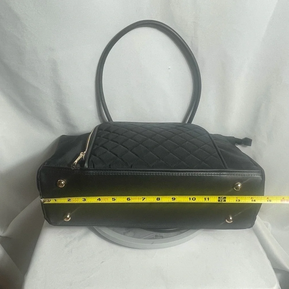 Ellen Tracy Black Nylon Tote Bag Quilted Pocket Large Zip Shoulder Bag